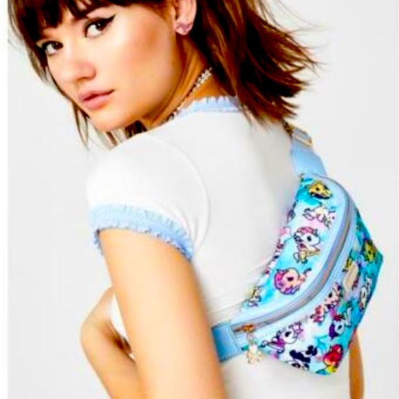 ❤️ Tokidoki Watercolor Paradise Unicorno Rainbow Fanny Pack Waist Belt Bag - Picture 16 of 16